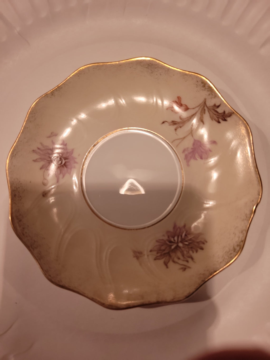 Pompadour saucer Hand Paintef and gold trim