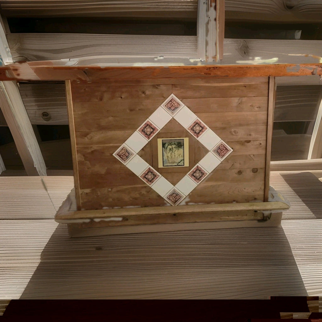  Bar - Cedar and Oak Wood.
