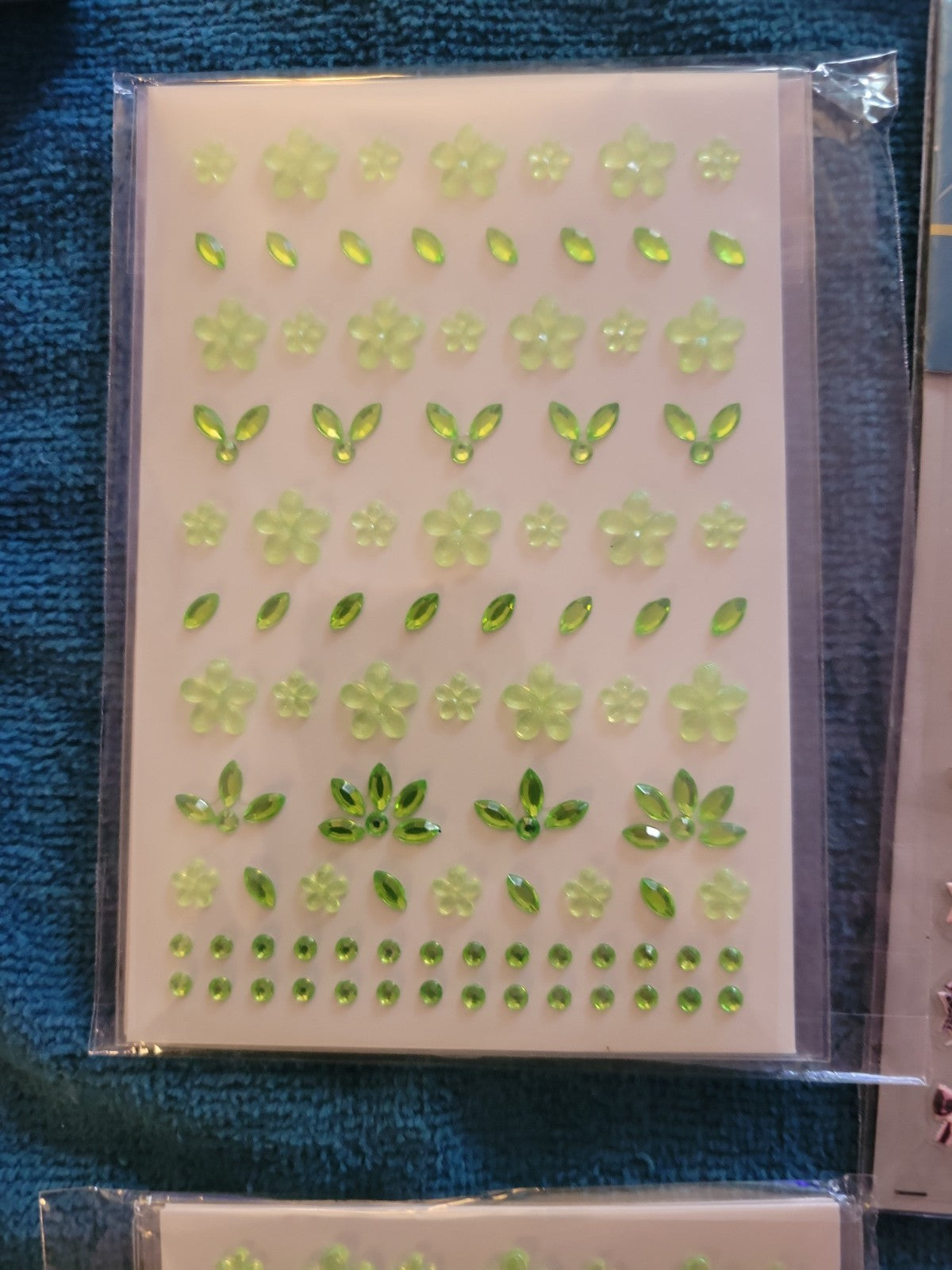 Lot Of Artificial nails full cover, Eyelashes, And Nail Stickers