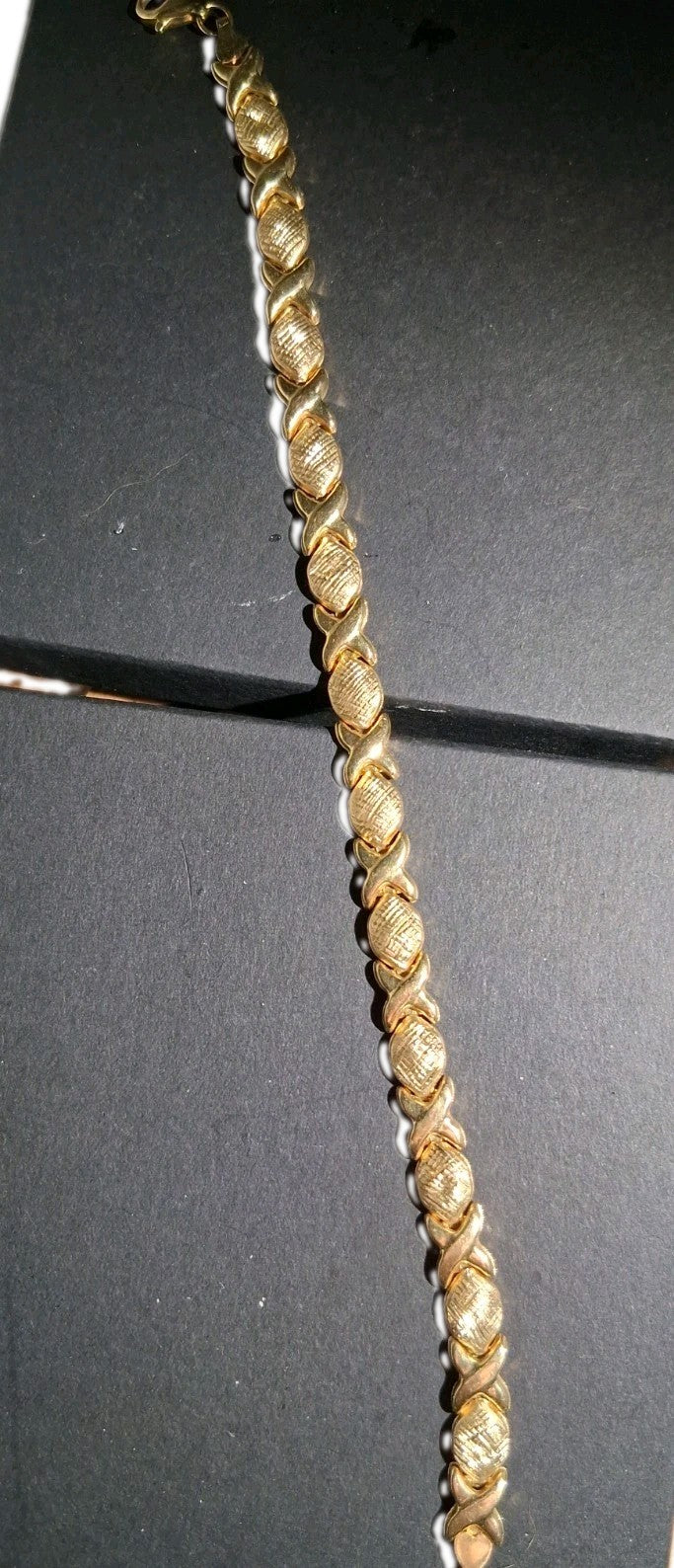 10kt Yellow Gold XOXO Bracelet 