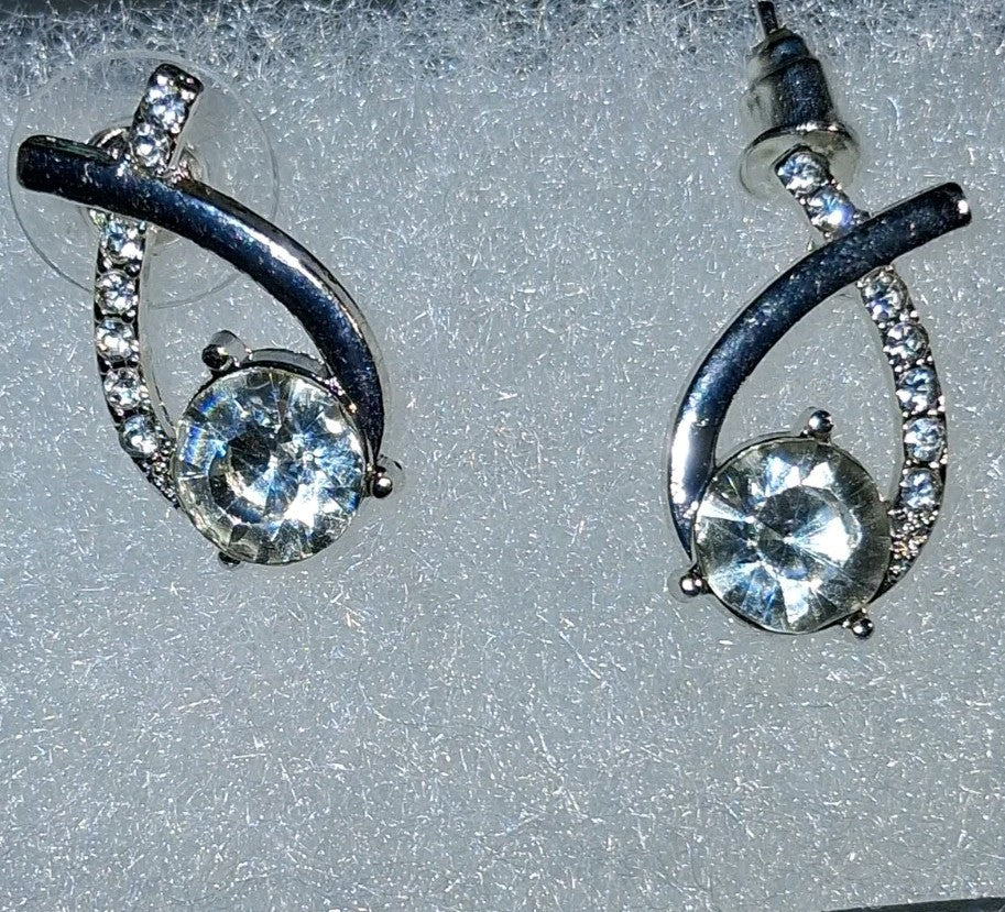 cubic zirconia stud earrings sterling silver