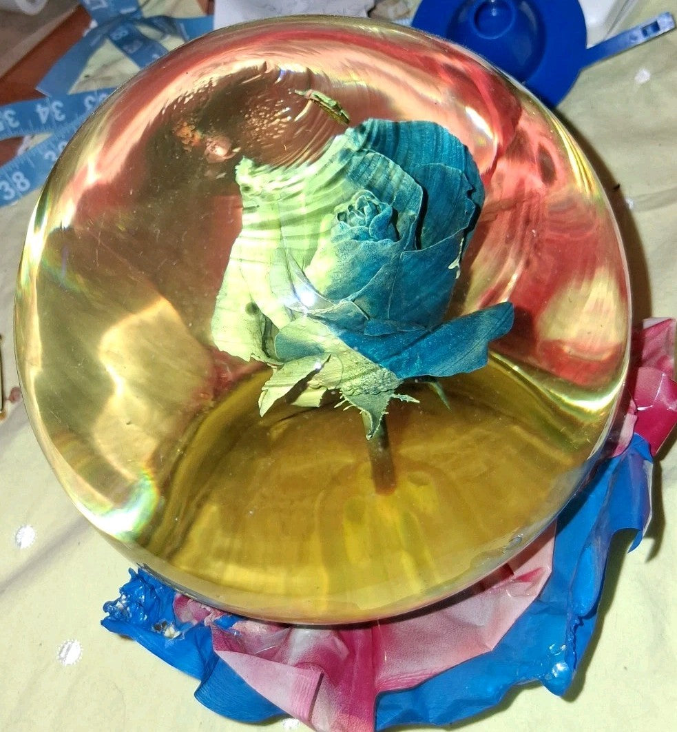 Rose July 4th Water Globe