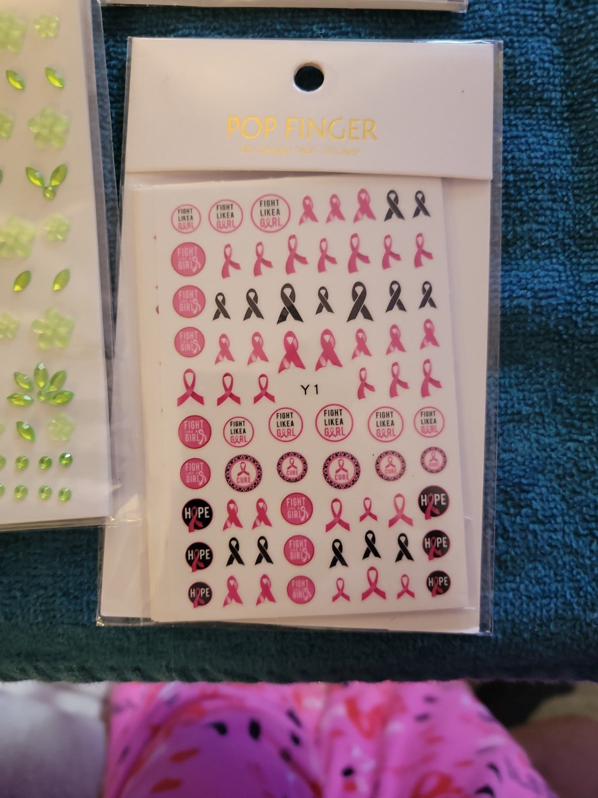 Lot Of Artificial nails full cover, Eyelashes, And Nail Stickers