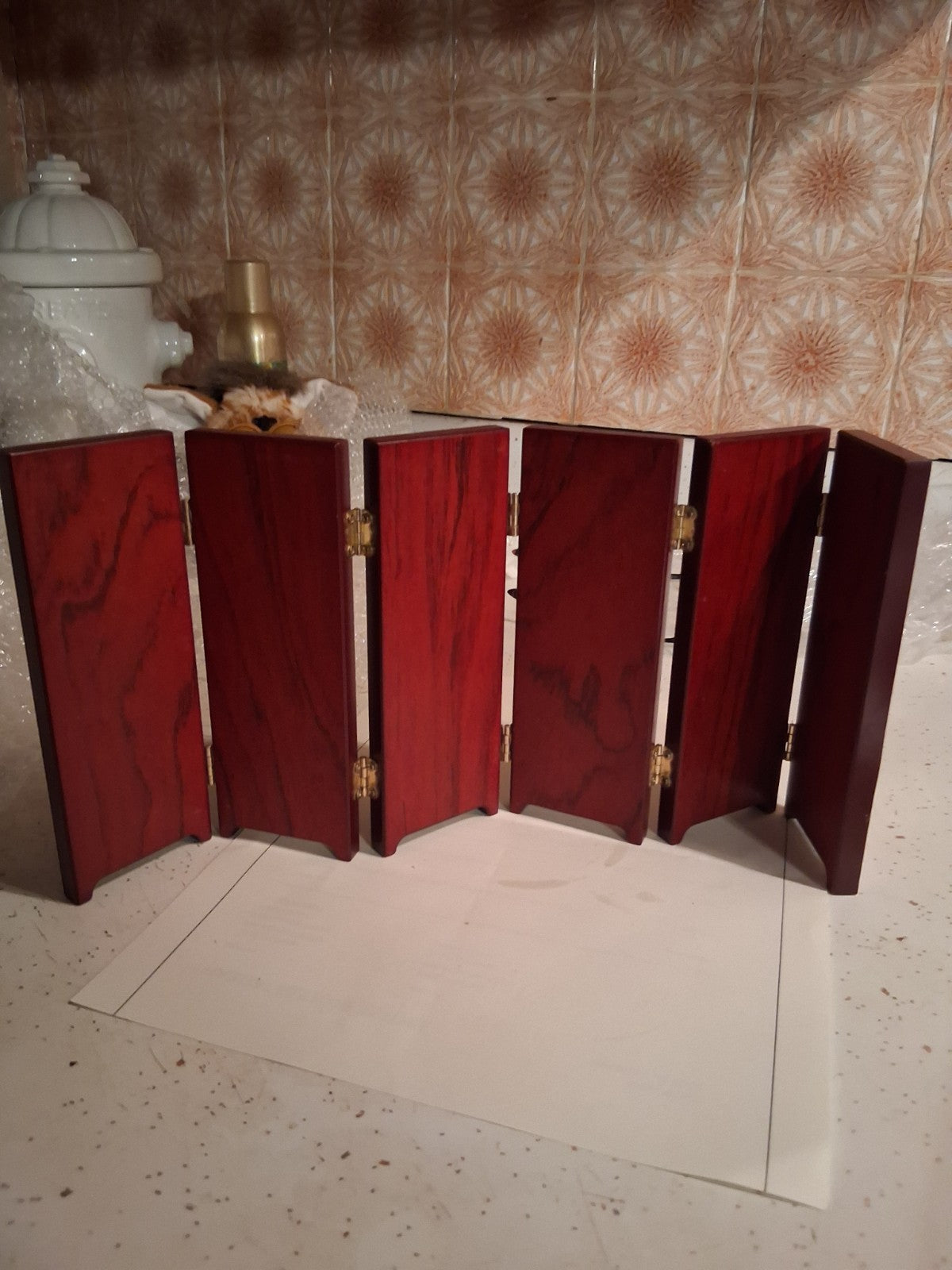  24K gold-plated miniature 6 panel folding screen with traditional Asian artwork