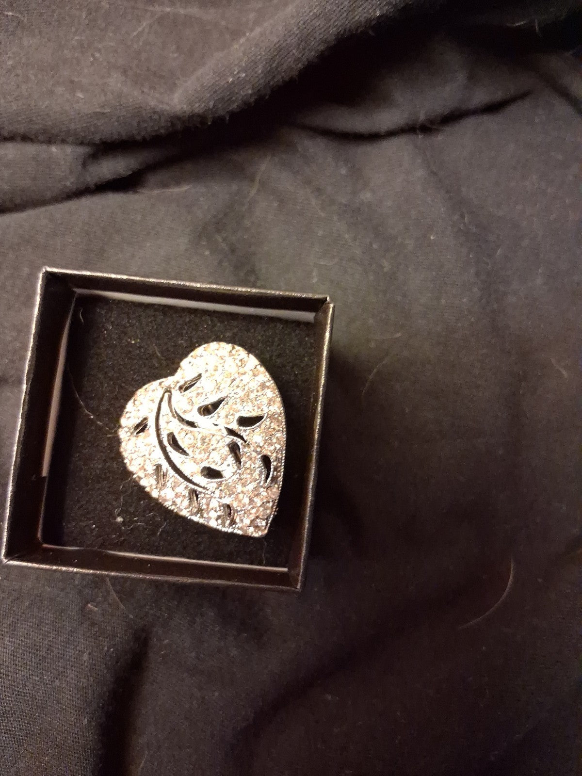 Vintage Hedy Pave Rhinestone Rhodium Plated Heart Pin Brooch