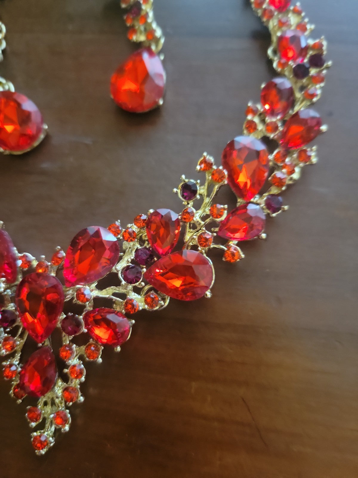 Simulated Ruby Necklace W/earrings Stunning Set