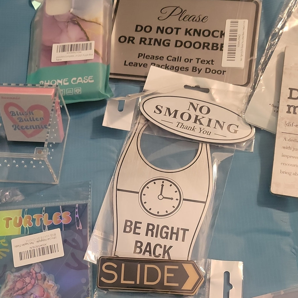  Mystery boxes