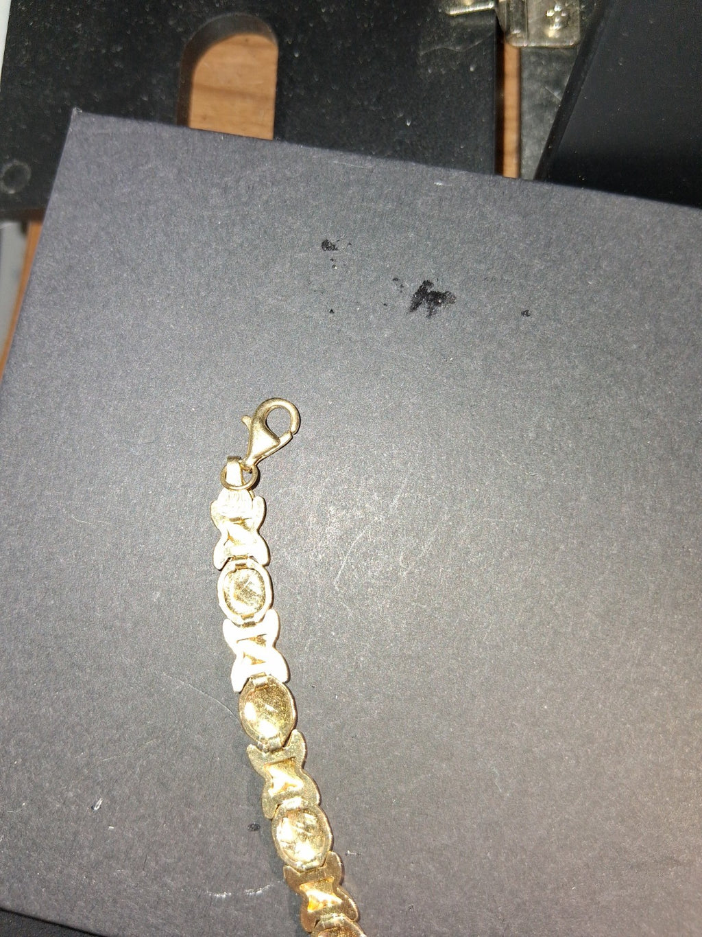 10kt Yellow Gold XOXO Bracelet 