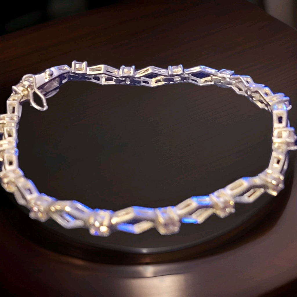  Beautiful 7" Bracelet