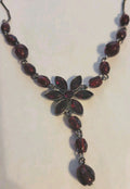 Vintage necklace with burgundy beads 