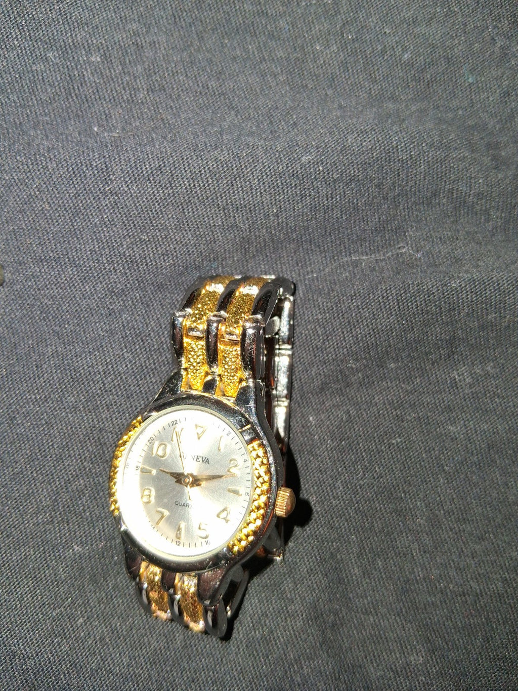 RARE Mixed Lot Of 10 Vtg / Antique Ladies Watches . Batteries needed, ,working