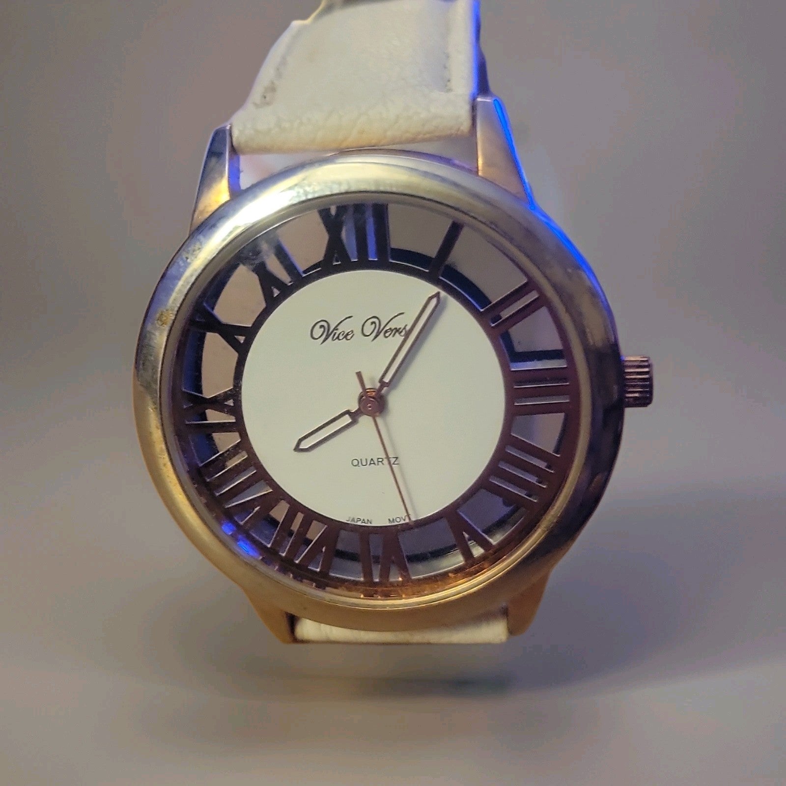 Vice Versa White Wristwatch Antique