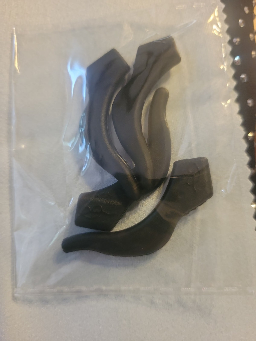 Eyeglasses straps 4 Pkg