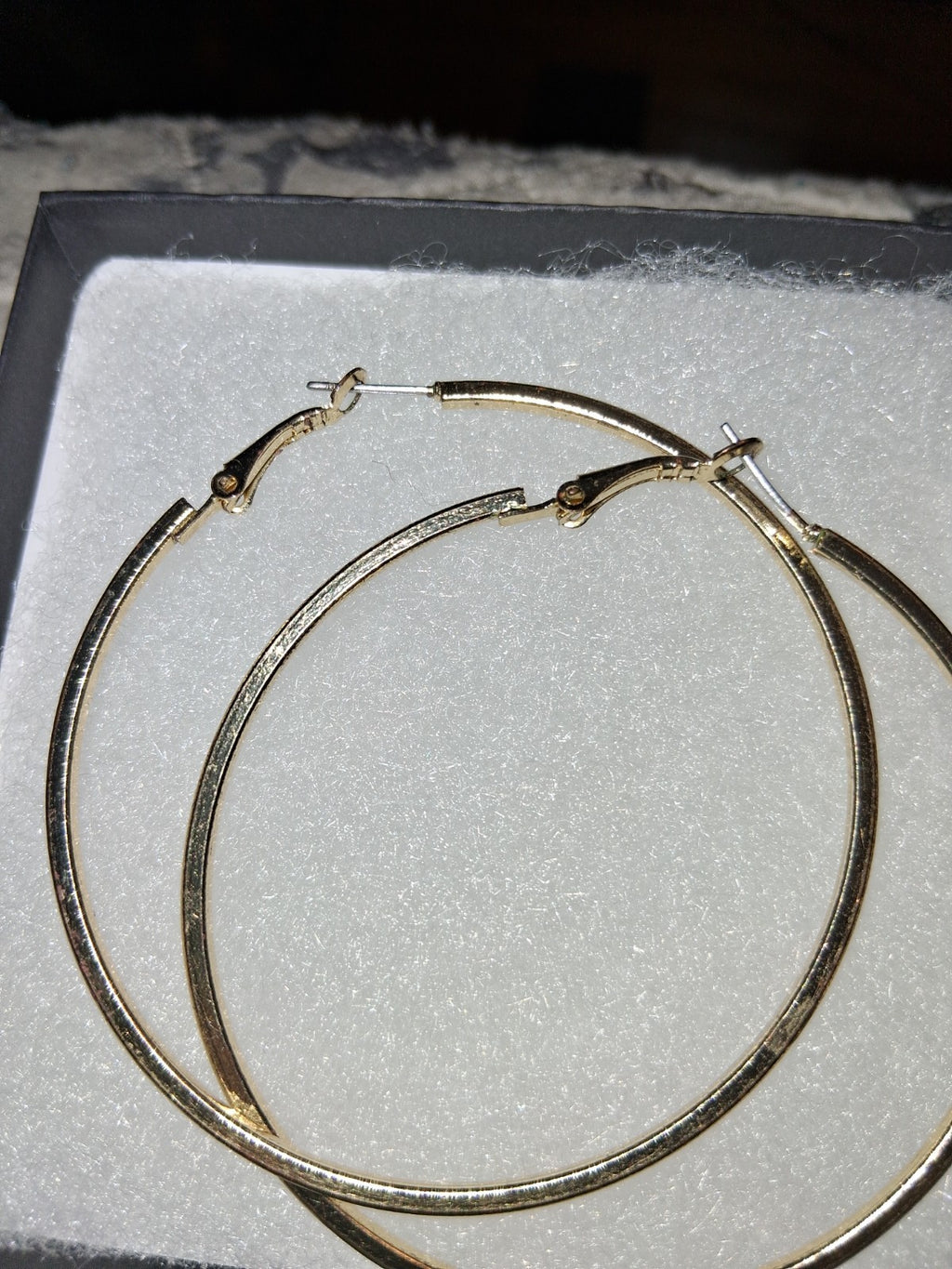 Hoop earrings 