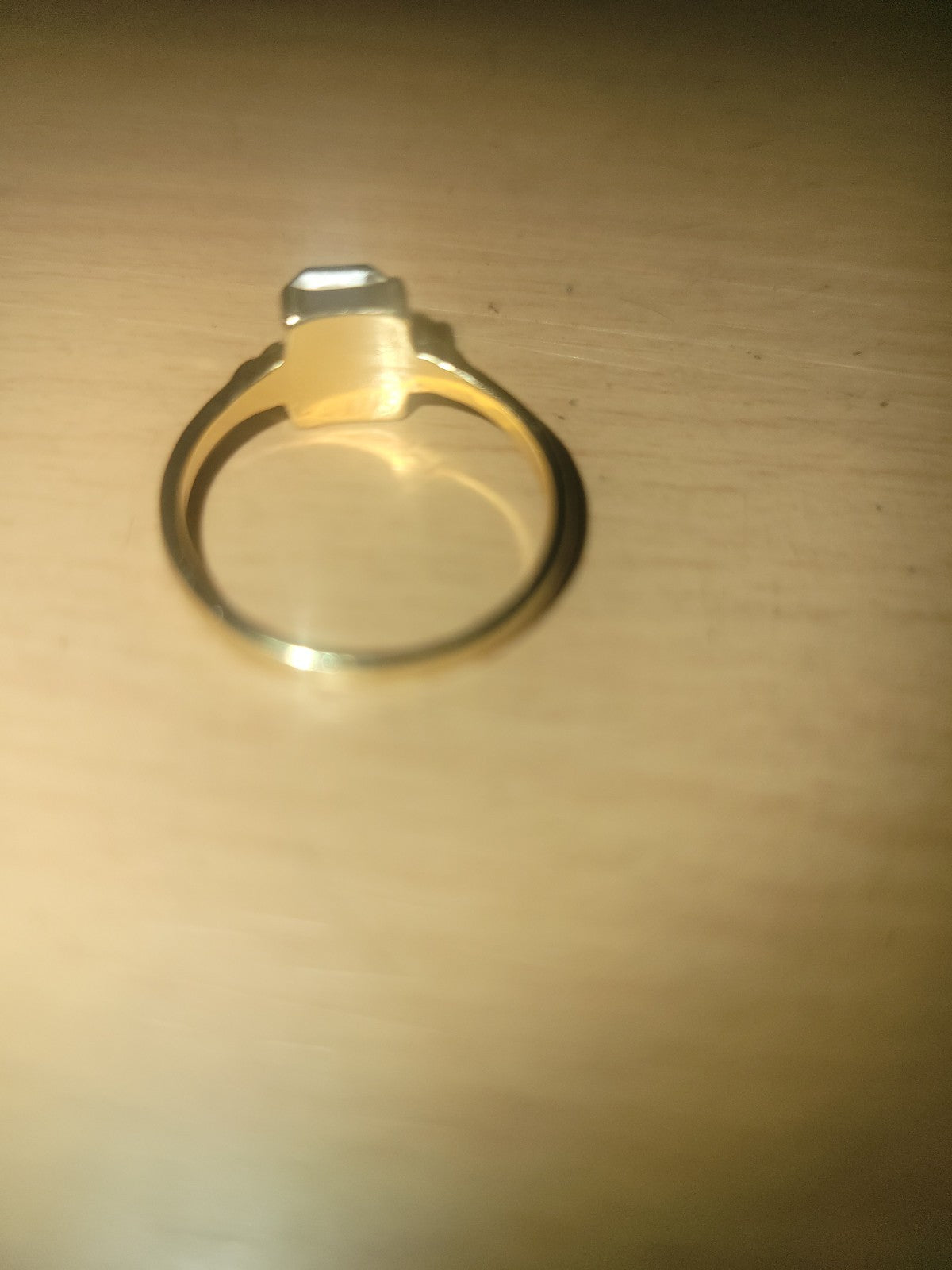 Fashion Emerald ring size 6