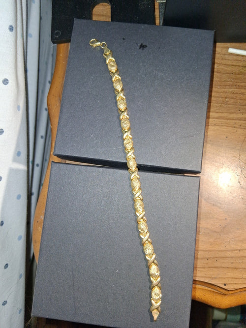10kt Yellow Gold XOXO Bracelet 