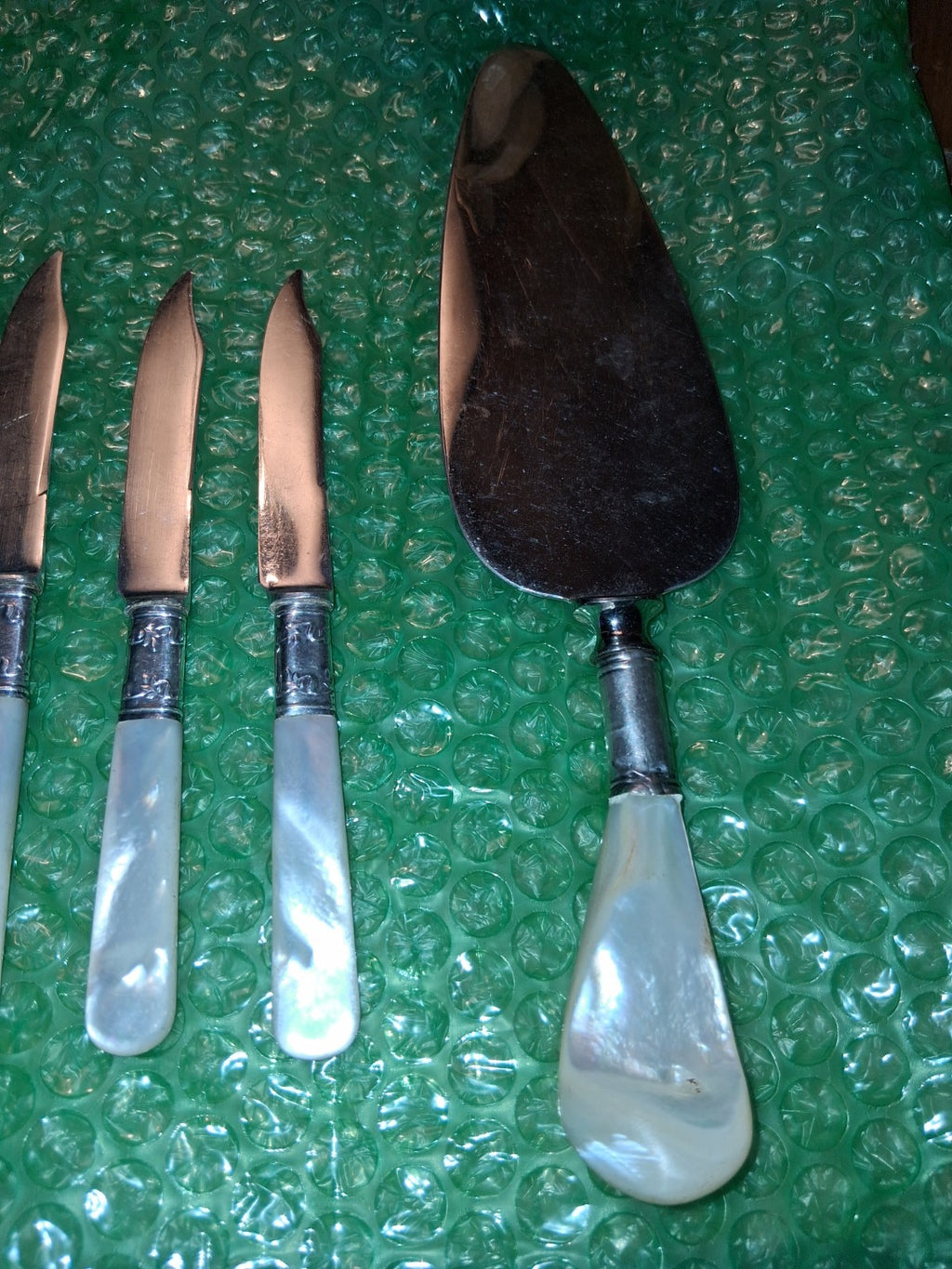6-Pc Sterling silver dessert knives and cake server with mother-of-pearl handles