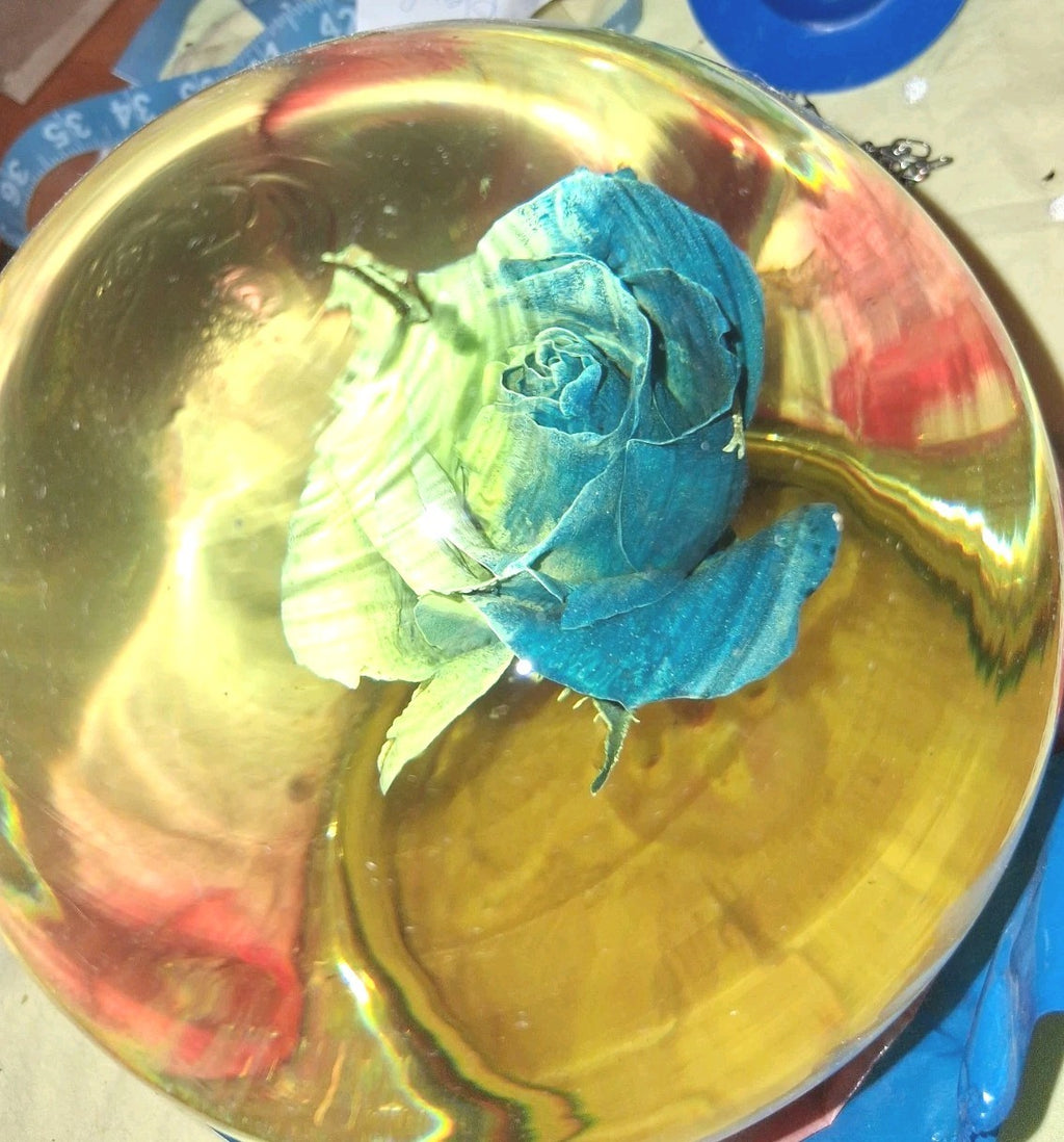 Rose July 4th Water Globe