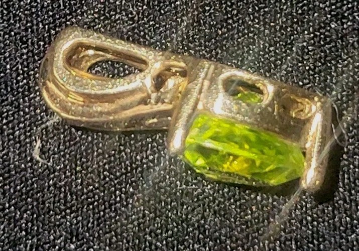 Pendant with oval Peridot and Diamond accents