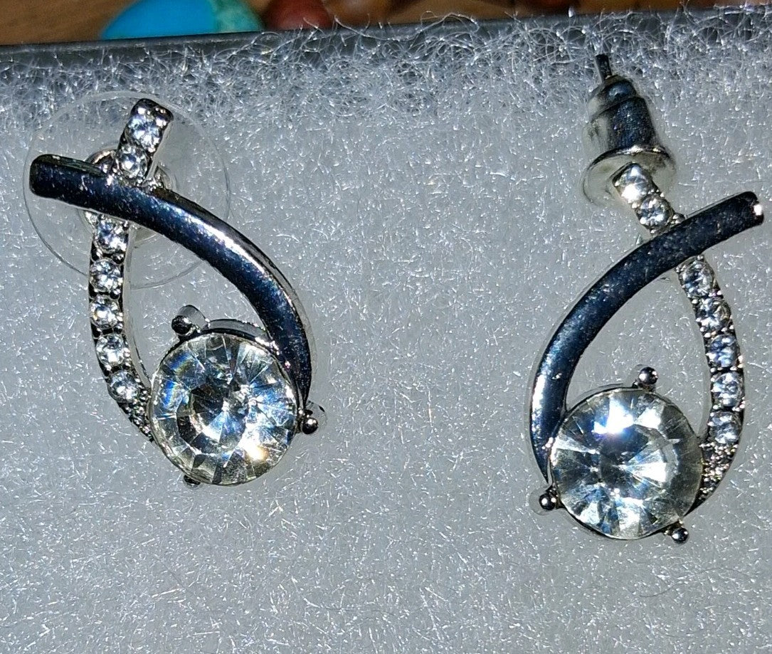 cubic zirconia stud earrings sterling silver