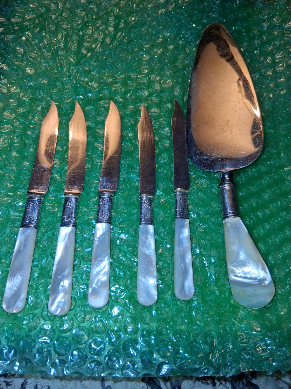 6-Pc Sterling silver dessert knives and cake server with mother-of-pearl handles