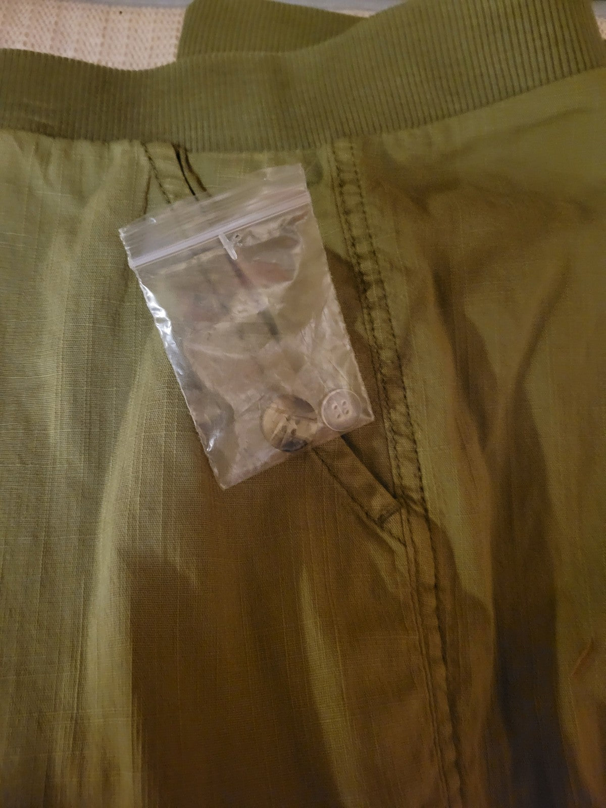 Sonoma  Men’s Cargo Shorts  Size XL 