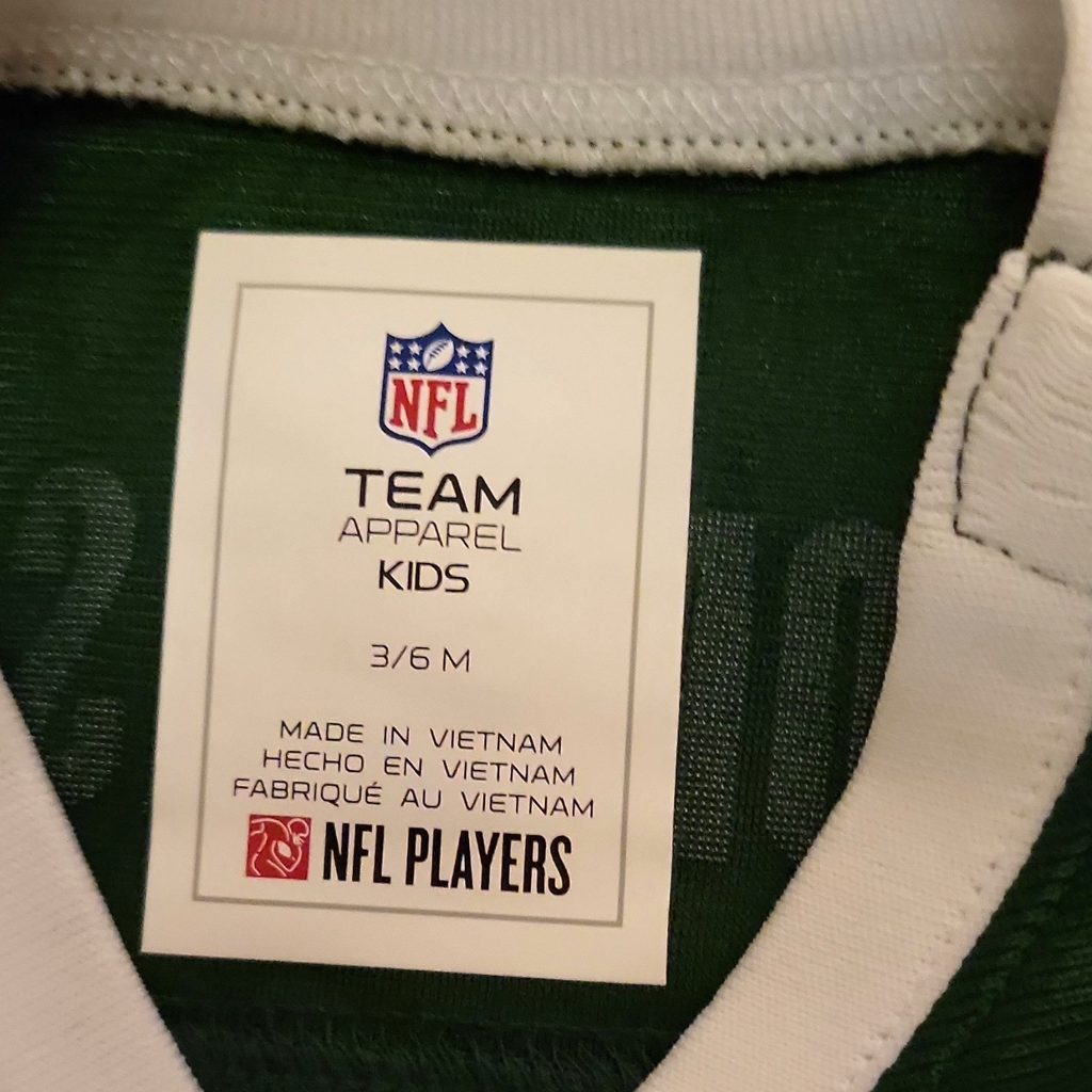 NEW YORK SPORTS FANS ATTIRE