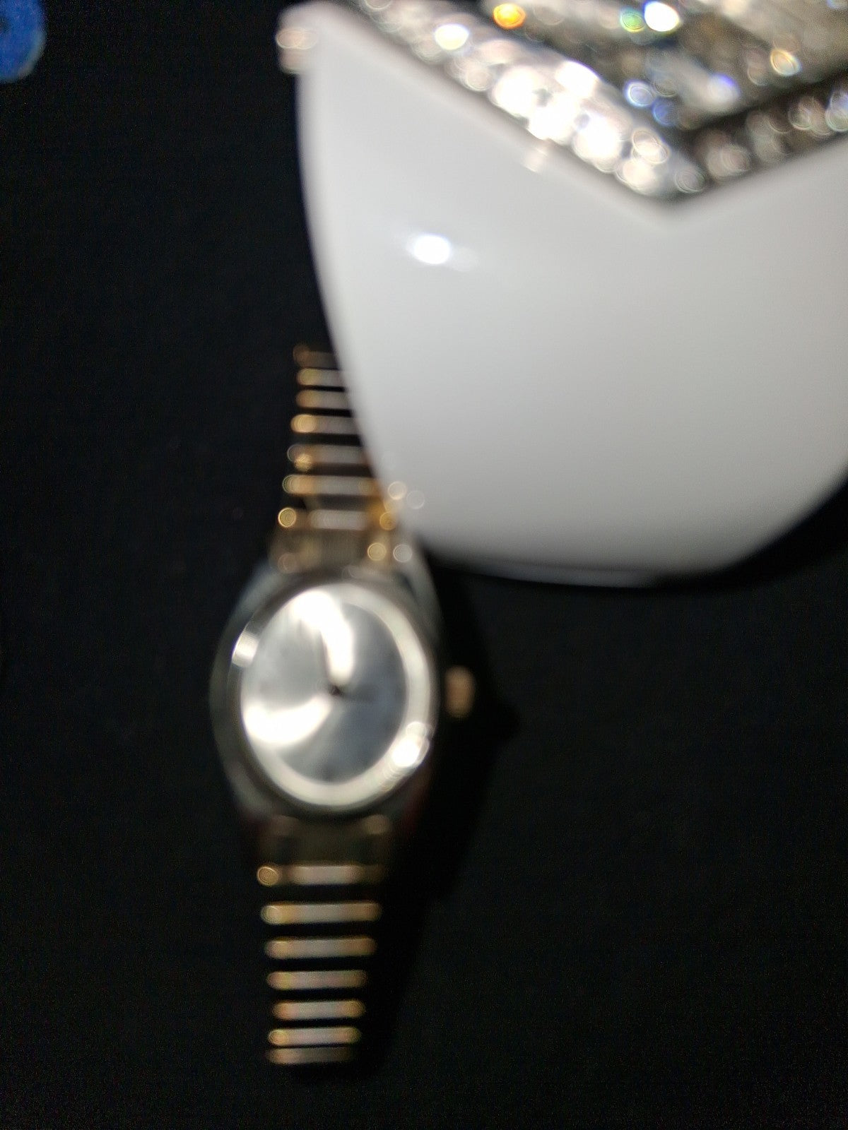 RARE Mixed Lot Of 10 Vtg / Antique Ladies Watches . Batteries needed, ,working