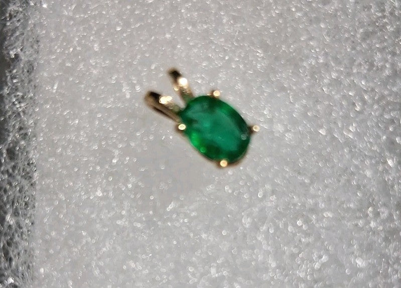 Oval Emerald Pendant 