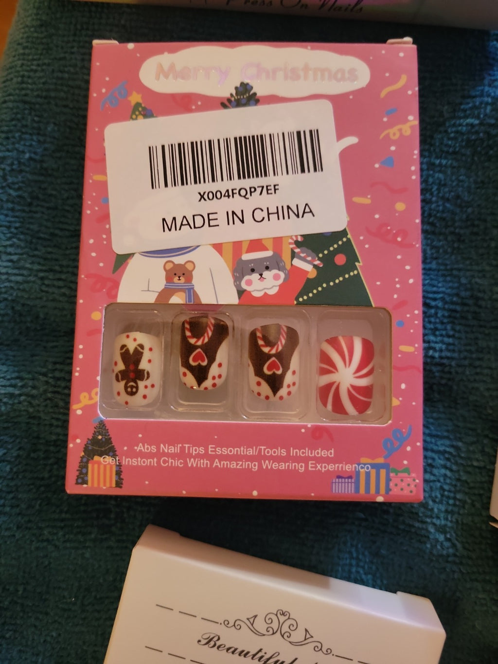 Lot Of Artificial nails full cover, Eyelashes, And Nail Stickers
