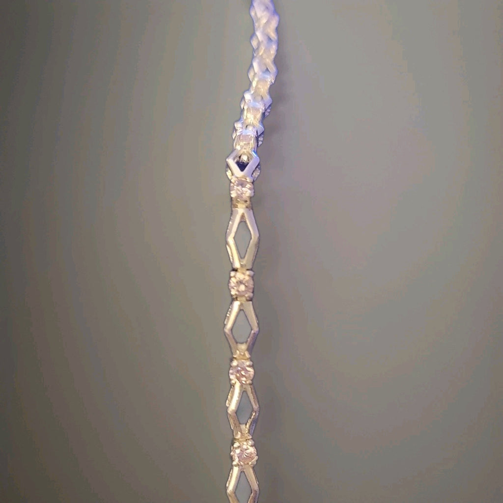  Beautiful 7" Bracelet