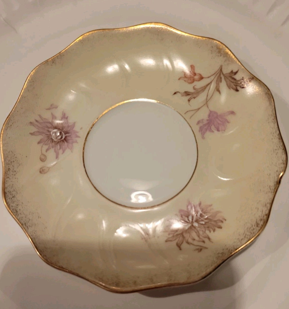 Pompadour saucer Hand Painted