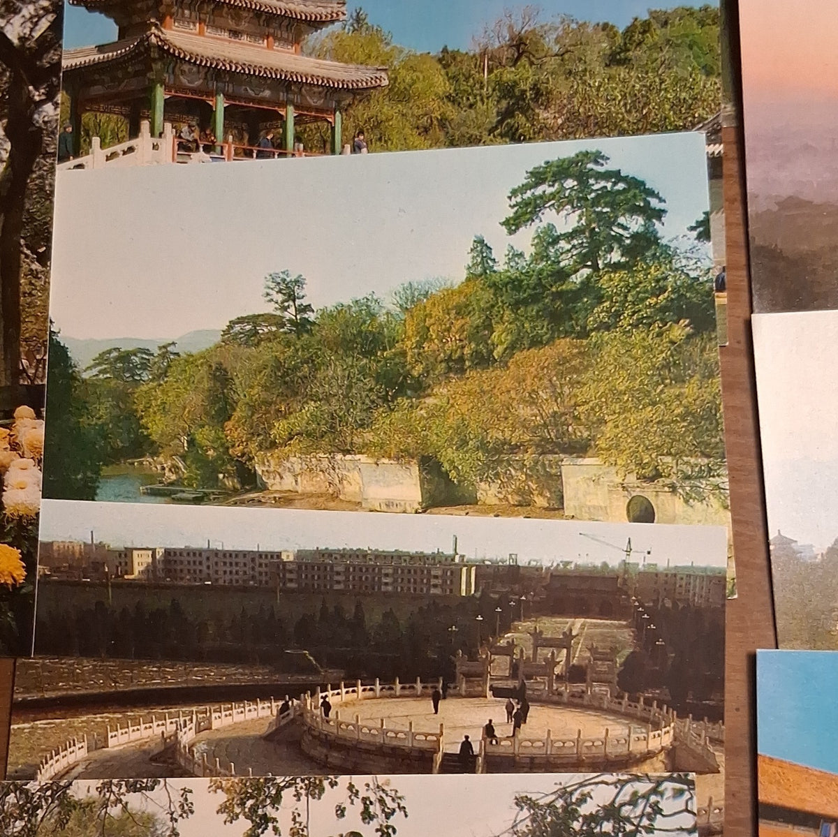 17- Vintage  postcards Beijing landmarks ,  the Summer Palace and Forbidden City