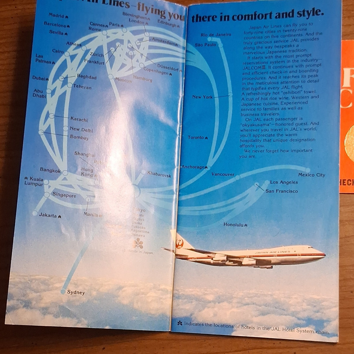 Japan Airlines JAL Hotel System Hotel Guide 1979/80 w/ First Class Tag