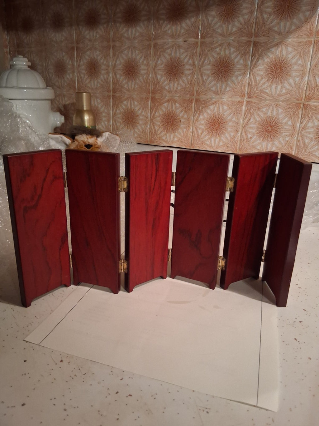  24K gold-plated miniature 6 panel folding screen with traditional Asian artwork