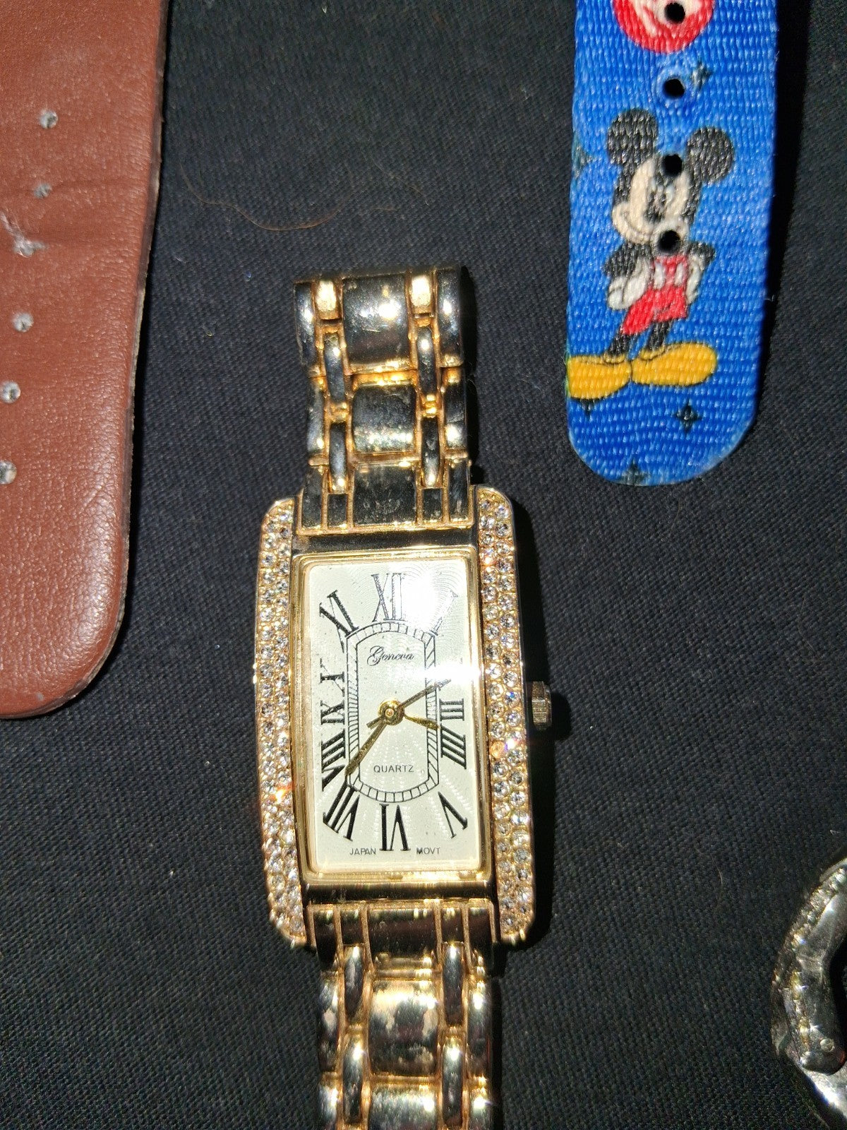 RARE Mixed Lot Of 10 Vtg / Antique Ladies Watches . Batteries needed, ,working