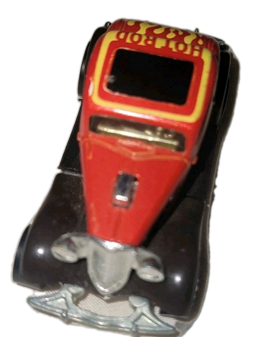 Hot Wheels Red Yellow Flames Collectible