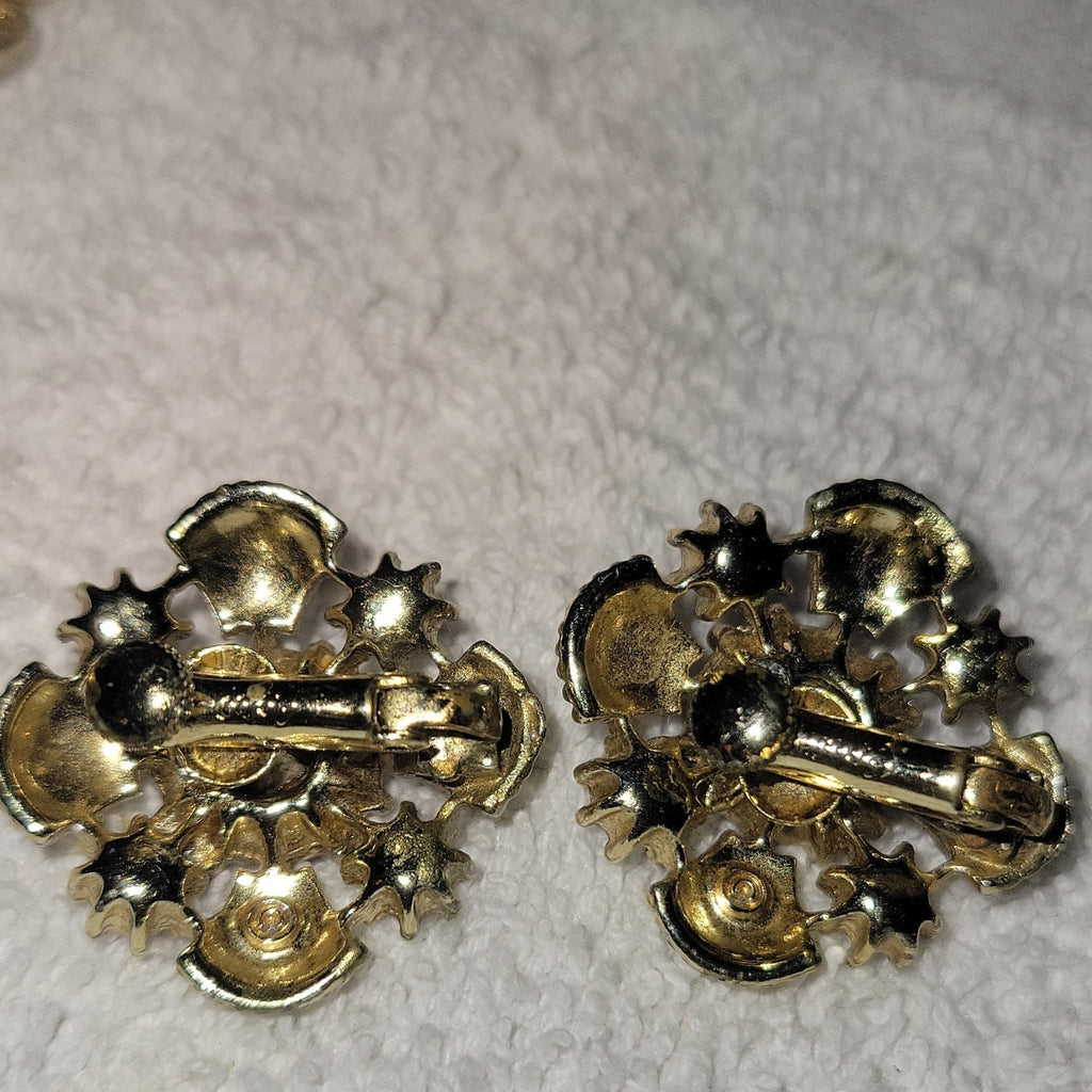 Vintage Clip-On Earrings 
