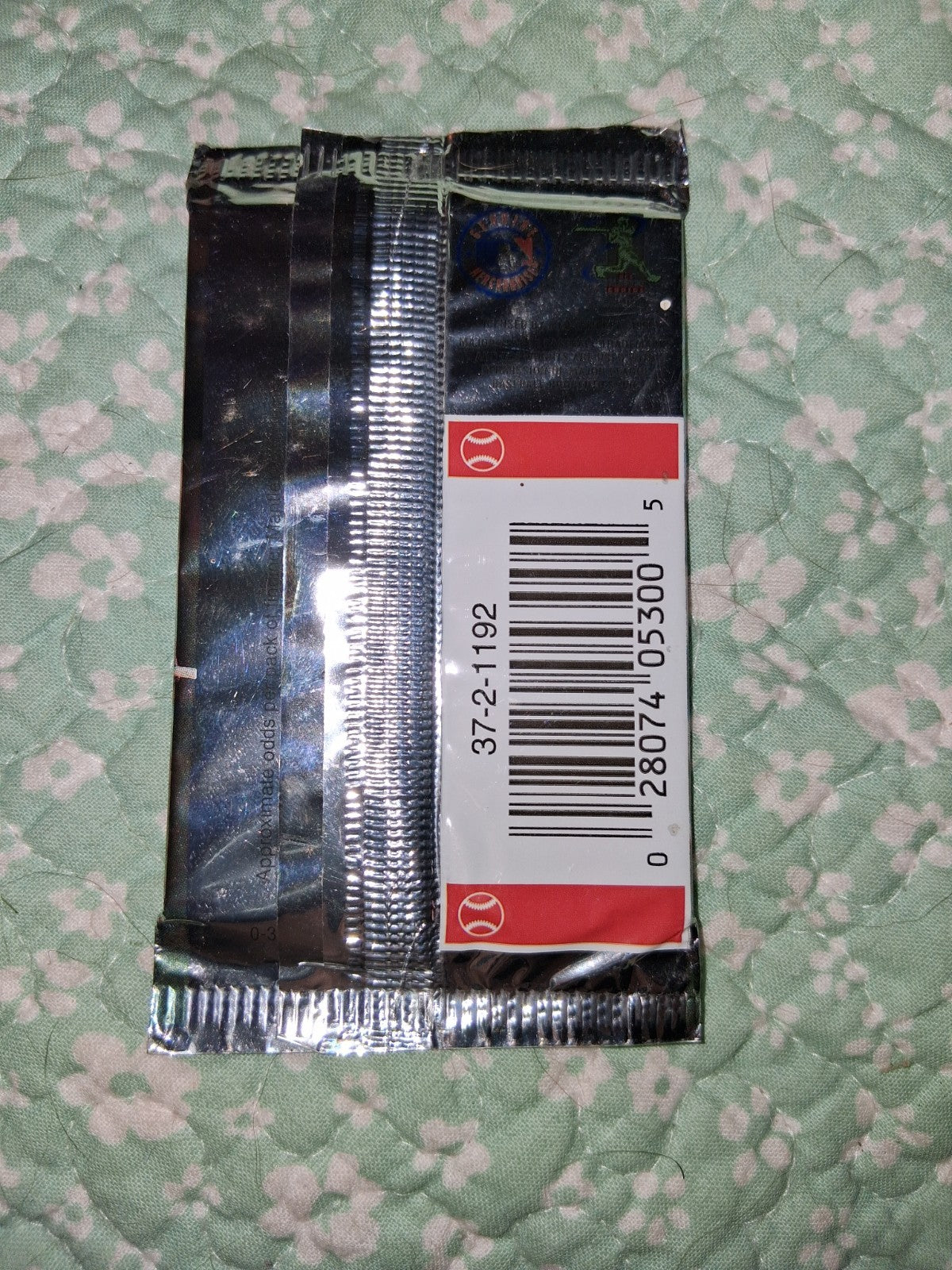 Topps 1997 Major LEAGUE Baseball Series 1  - (11 Cards)  Unopened Pack