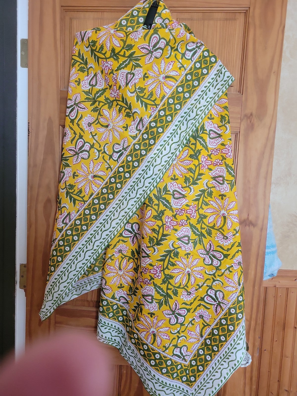 Lungi, Sarong Made By Rastogi