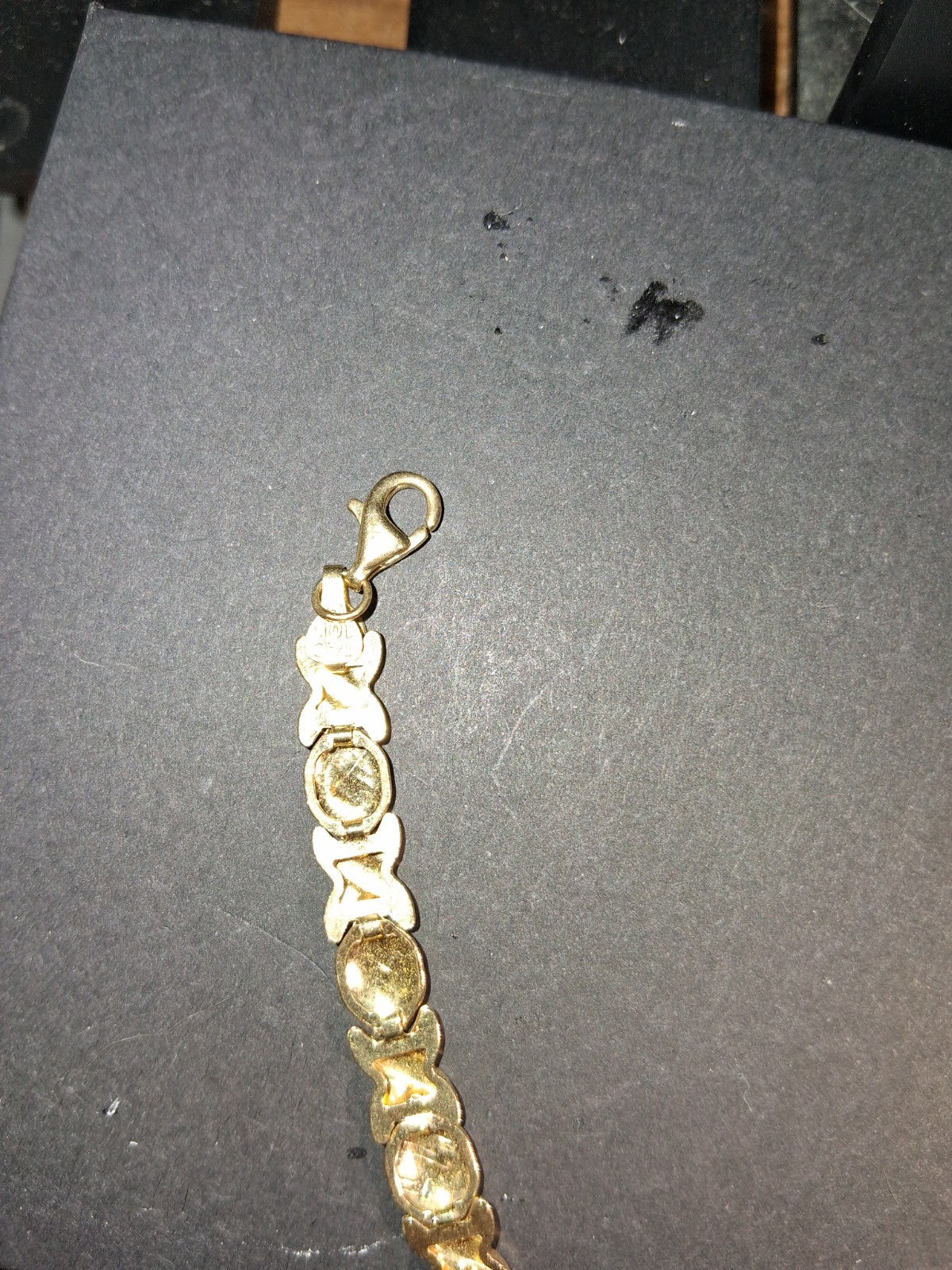 10kt Yellow Gold XOXO Bracelet 