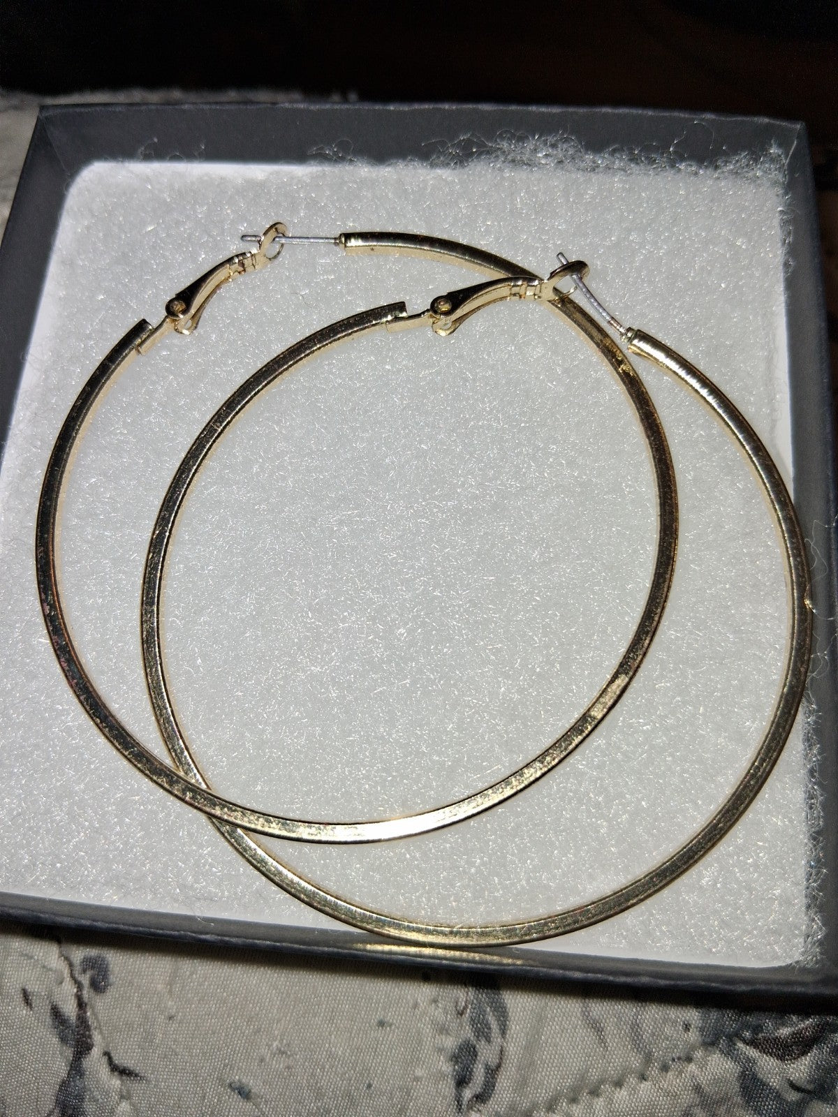 Hoop earrings 
