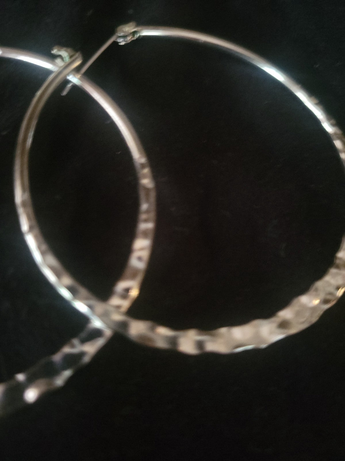 B4429 FAS Sterling Silver Hammered Hoop Earrings 1.5" Dangle Facet Textured 2.2g
